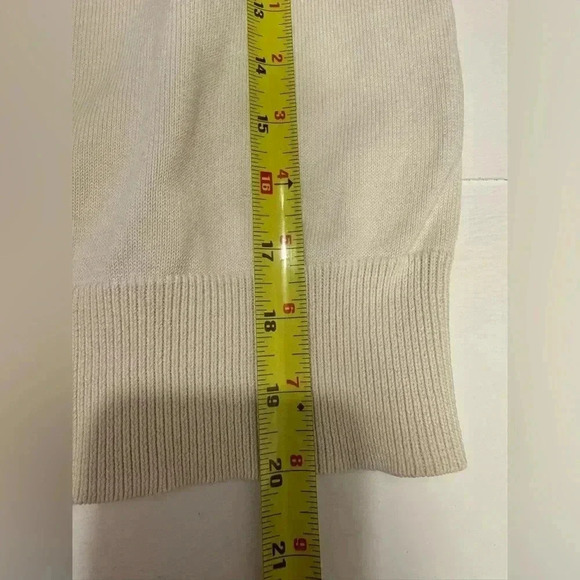 Liz Claiborne pullover crewneck lightweight sweater white and black size small - Picture 9 of 10